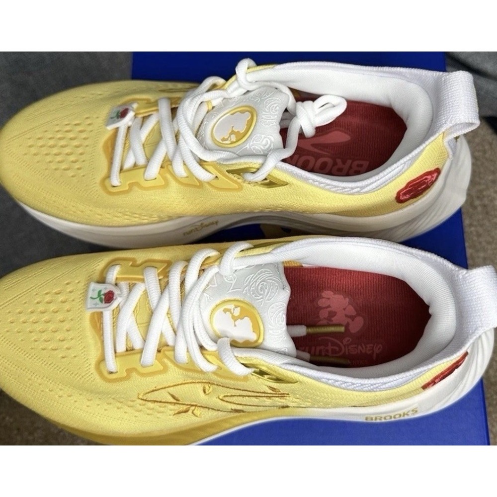 2026 Rundisney Brooks Glycerin 23 Belle Princess 8 Womens Athletic Shoes Disney - Picture 8 of 10